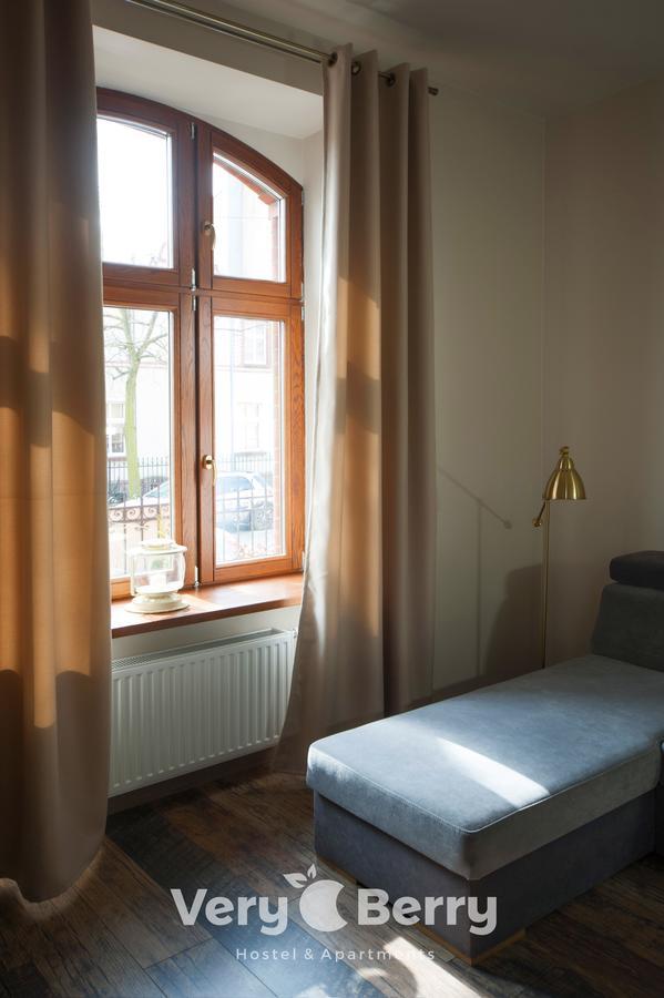 Przestronny Apartament Very Berry W Poznaniu Z Dwiema Sypialniami By Noclegi Renters מראה חיצוני תמונה